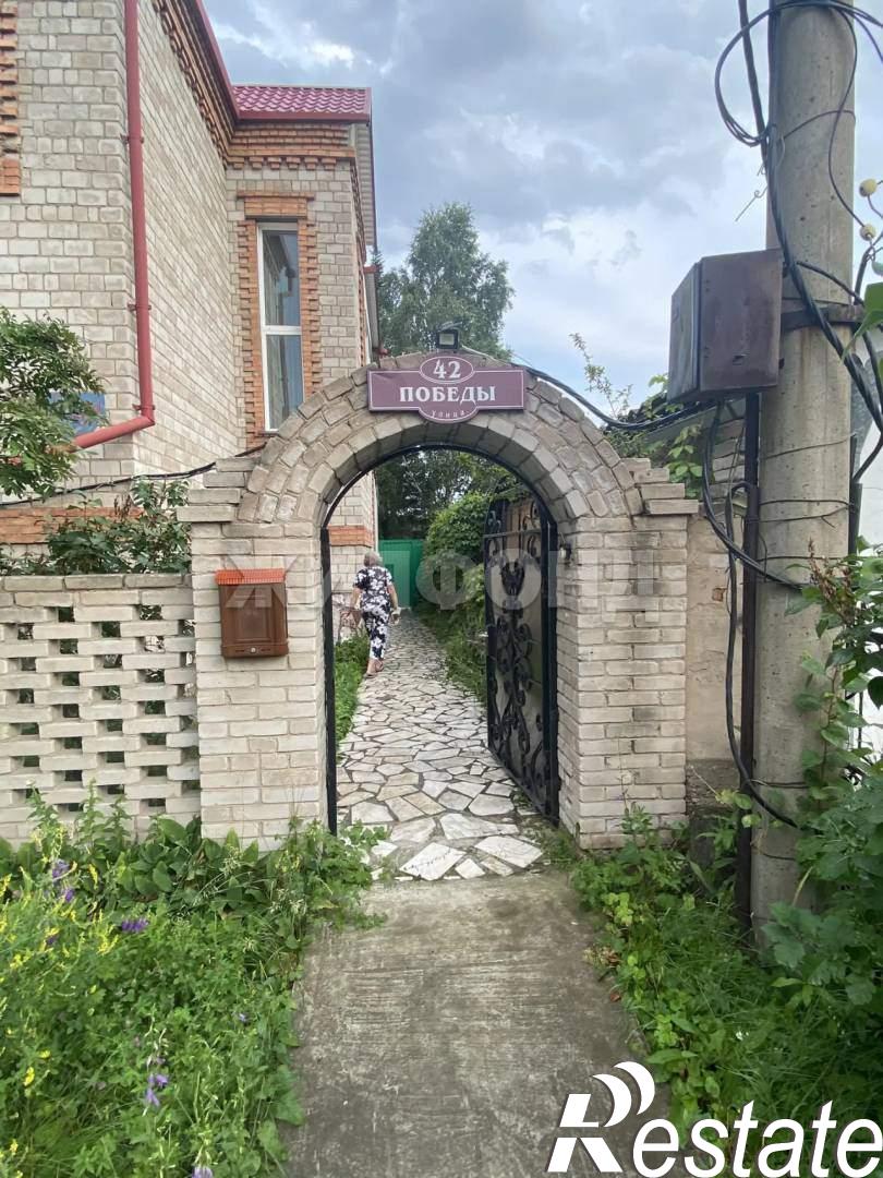 Купить дачу, дом, коттедж за 9 700 000 рублей на Победы ул.