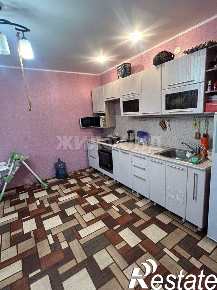 Купить дачу, дом, коттедж за 5 100 000 рублей на Октябрьская ул.