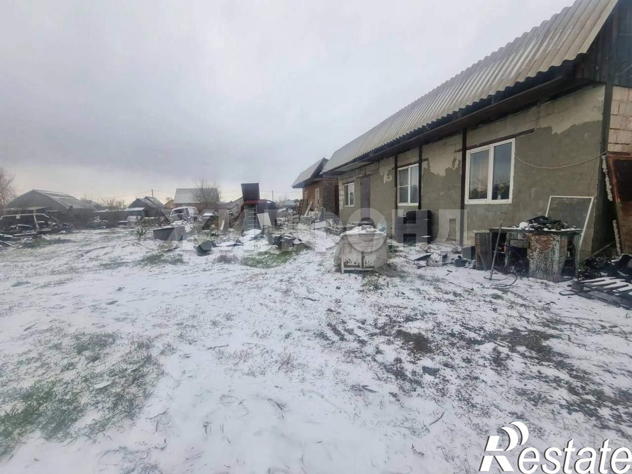 Купить дачу, дом, коттедж за 4 300 000 рублей на Крылова ул.