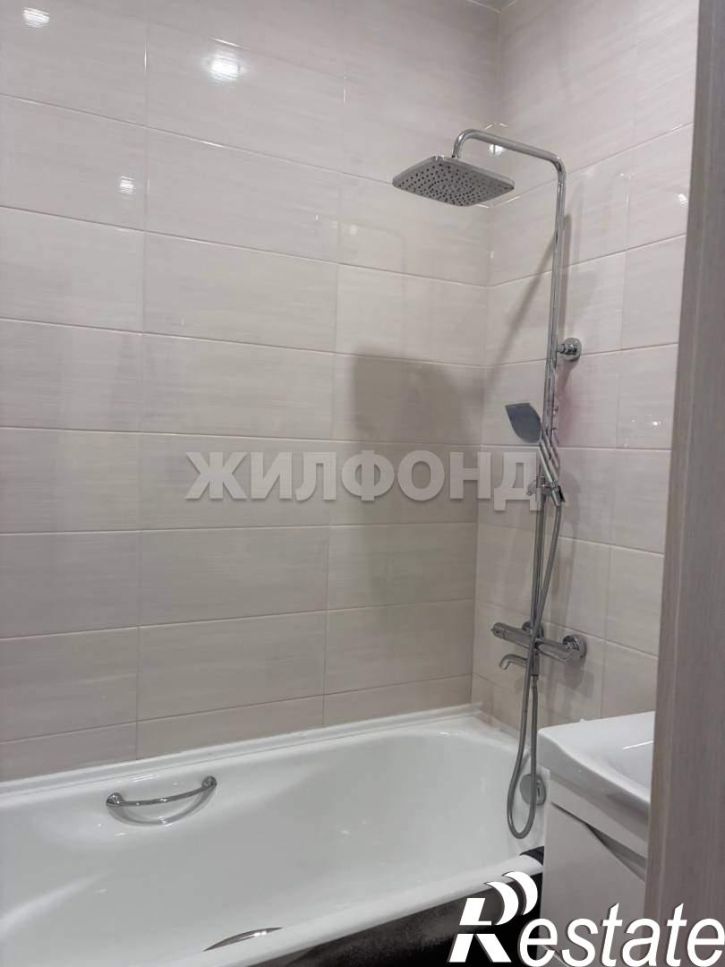 3-комн квартира Дружбы Народов проспект, д.43А